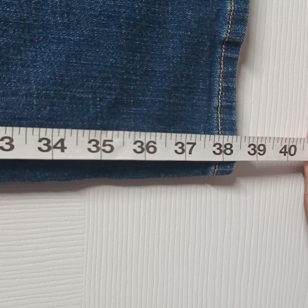 Jeans - Picture 8 of 13